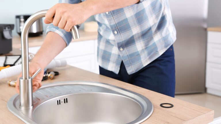 Kosten der Sanitärinstallation in Aachen – Oecher Klempner - Klempnerarbeiten - Sanitärinstallation - Rohrreinigung - Transparente Preise & Beratung